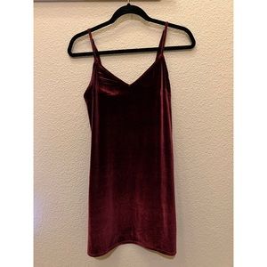 Hollister | Burgundy Velvet Dress